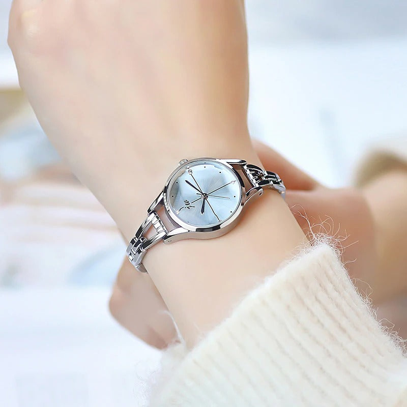 Simply Chic and Fancy Numberless Dial Quartz Watches