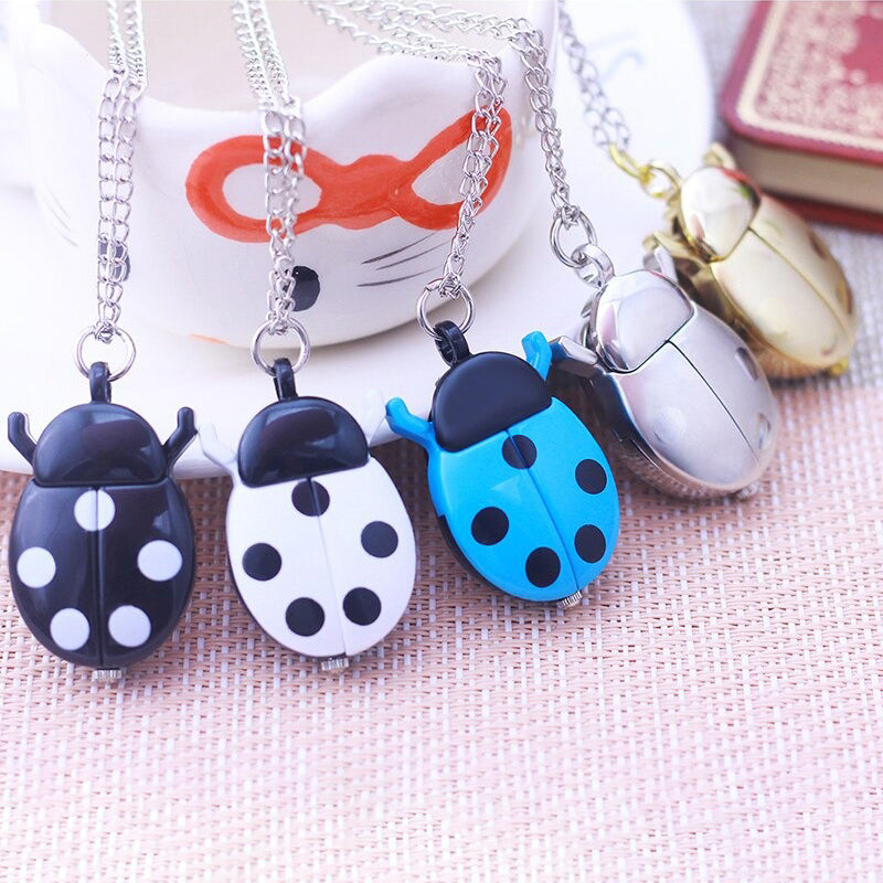 Bright-Colored Cartoon Ladybug Flip Cover Necklace Quartz Pocket Watches