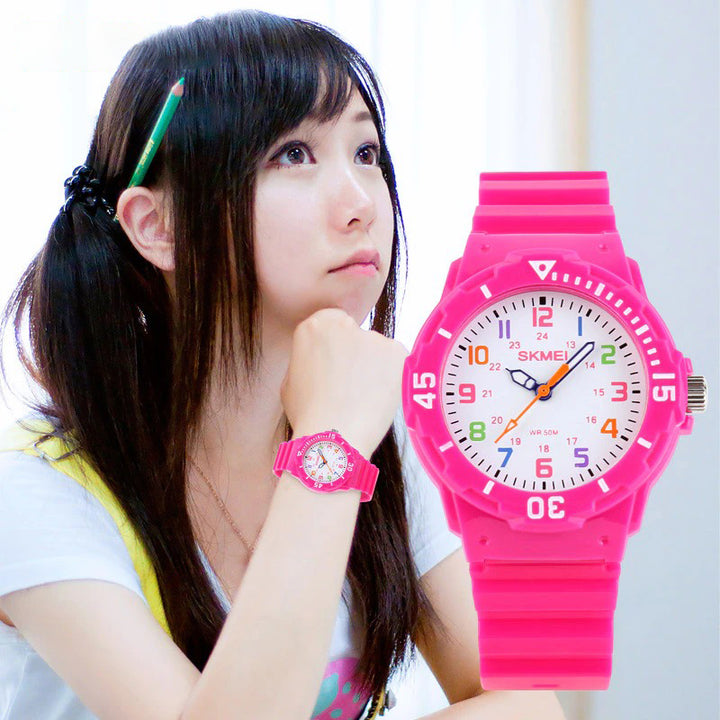 Fashion Watches for Kids with Bright-Colored Strap Quartz Wristwatch