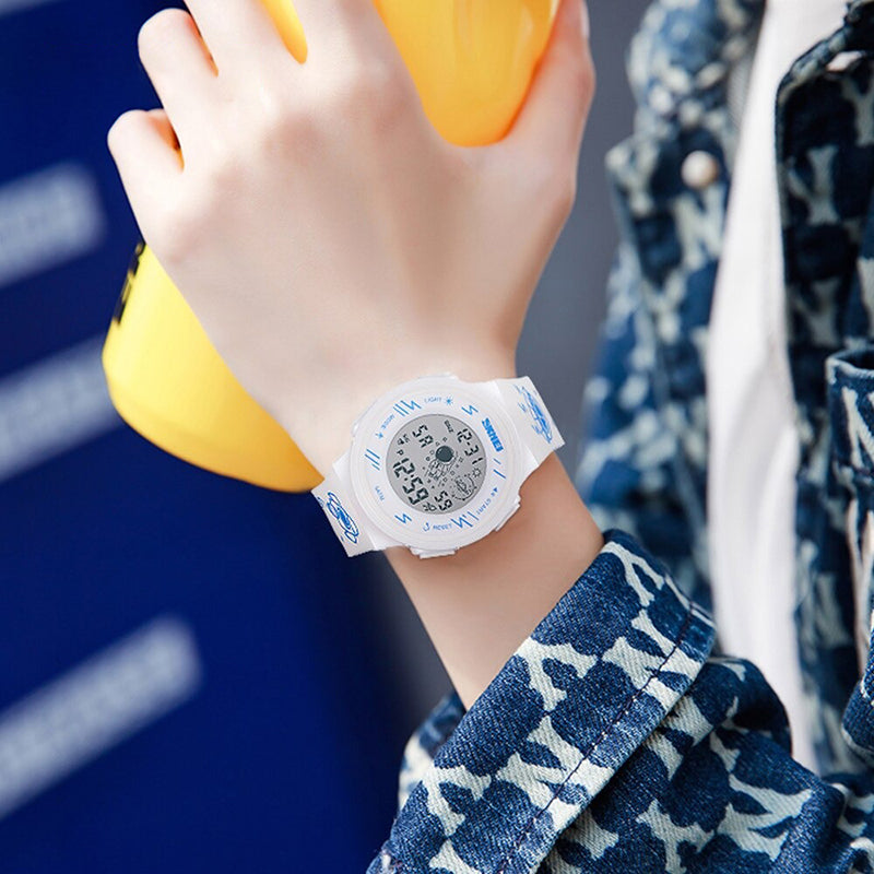 Cool Astronaut-Theme Fashion Sport Chronograph Watches for Kids