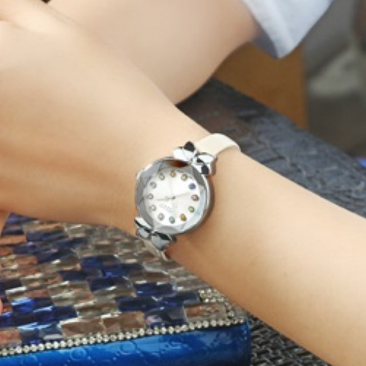 Multicolor Rhinestone Dial with Chic Bowknot in Vegan Leather Strap Quartz Watches