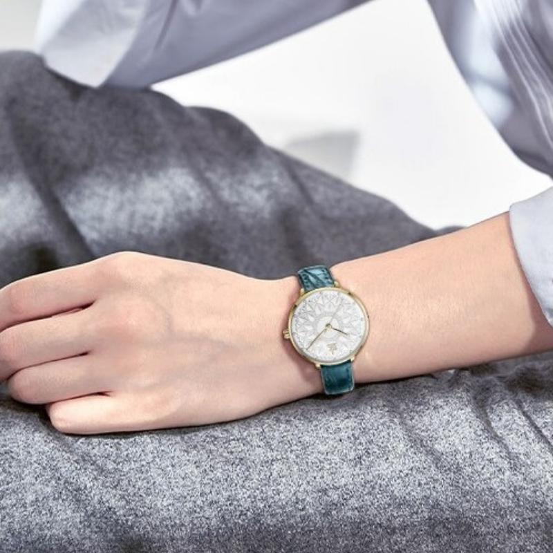 Watch - Creative Flower Dial Quartz Watch