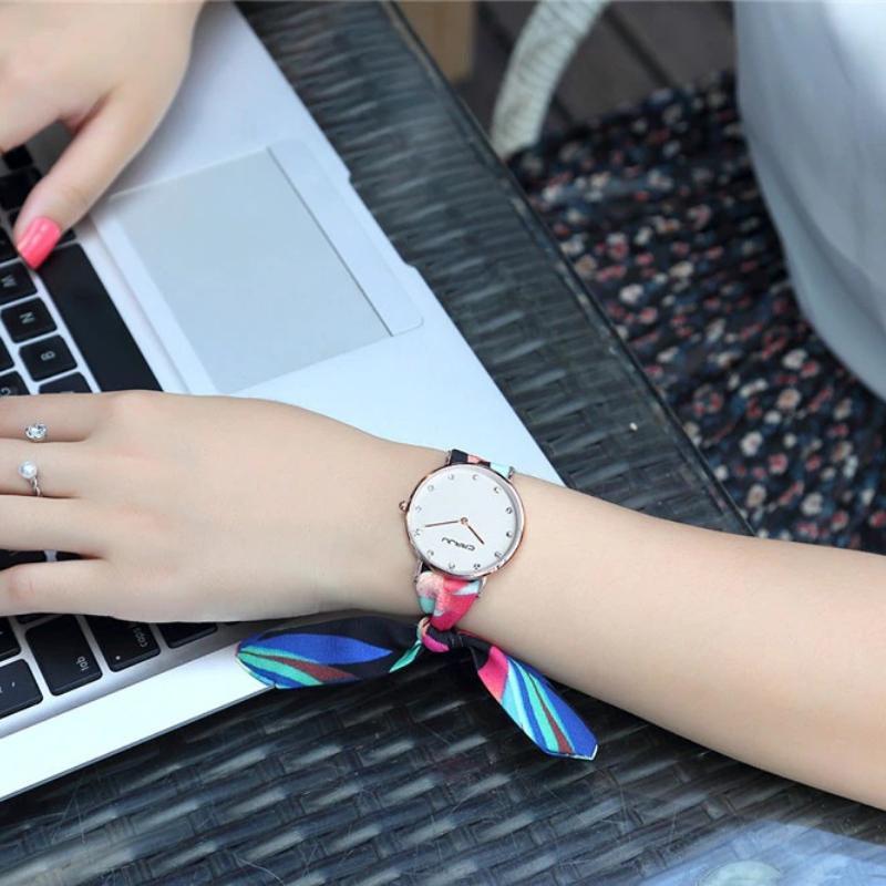 Watch - Fashionable Stripe And Floral Cloth Band Quartz Watch