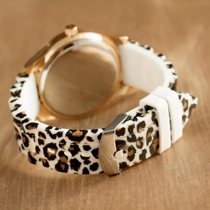 Watch - Fierce Fashion Leopard Print Silicone Strap Quartz Watch