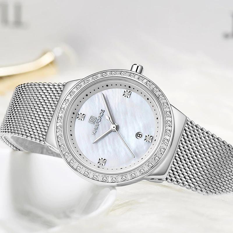 Watch - Minimalist Stainless Steel Mesh Strap Quartz Watch