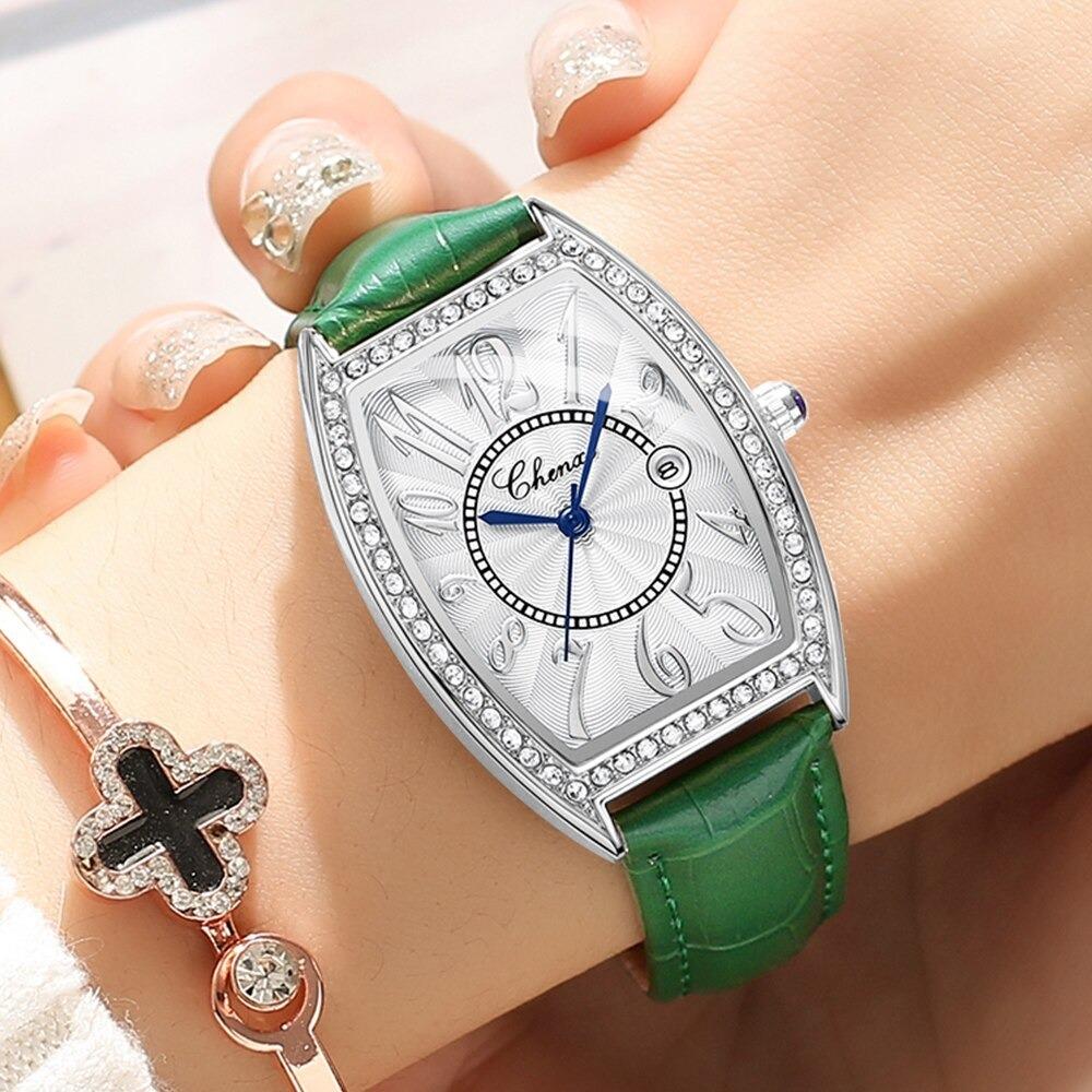 Watch - Sparkling Rhinestone Embedded Quartz Watch