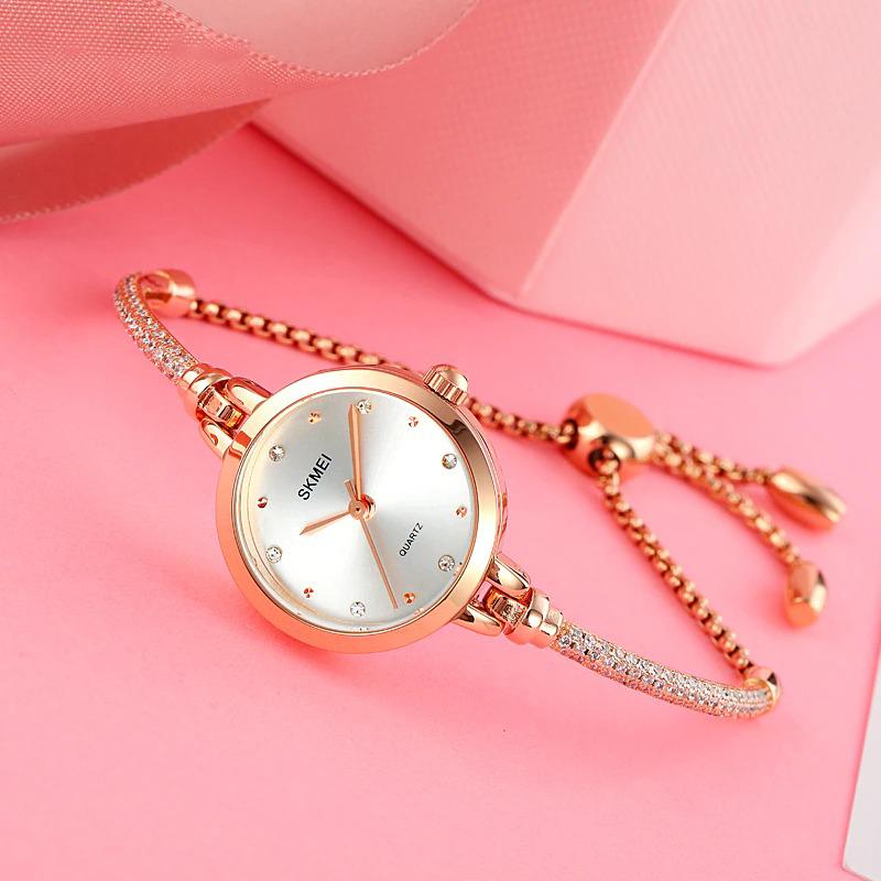 Watch - Sparkling Rhinestone Strap Quartz Watch