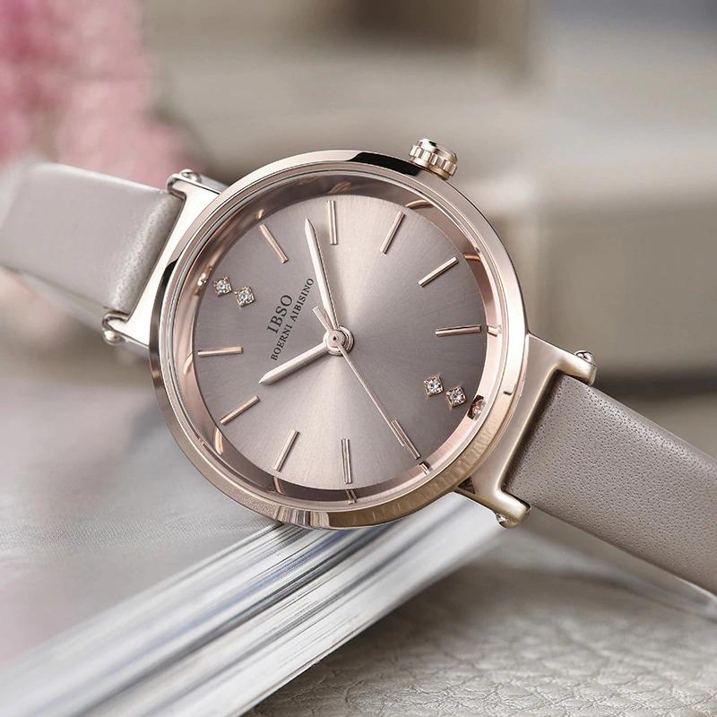 Watch - Ultra-Thin Glossy Dial Leather Band Quartz Watch