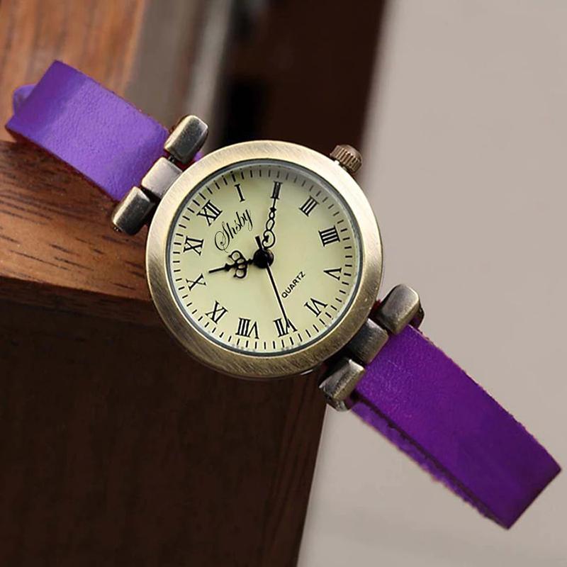 Vintage Vegan Leather Quartz Watch in Roman Numeral