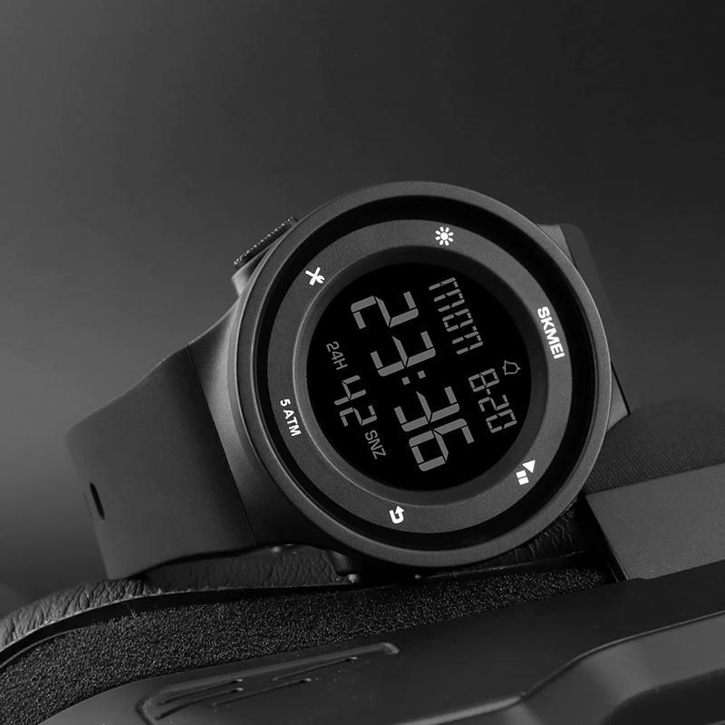 Watch - Waterproof Outdoor Sports Digital Wristwatch