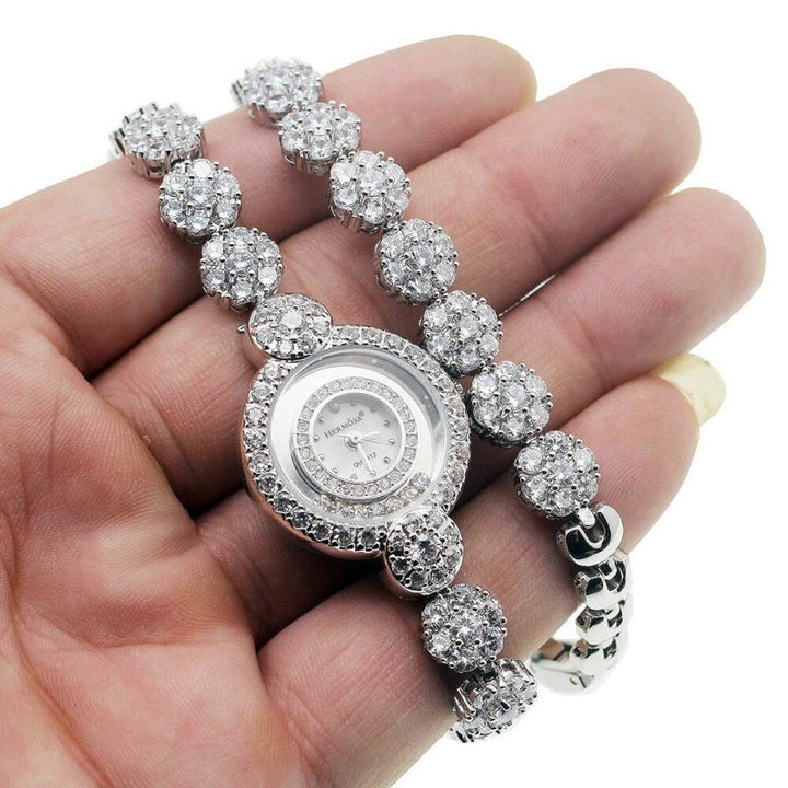 Watches - Glamorous Rhinestone Studded Quartz Wristwatch