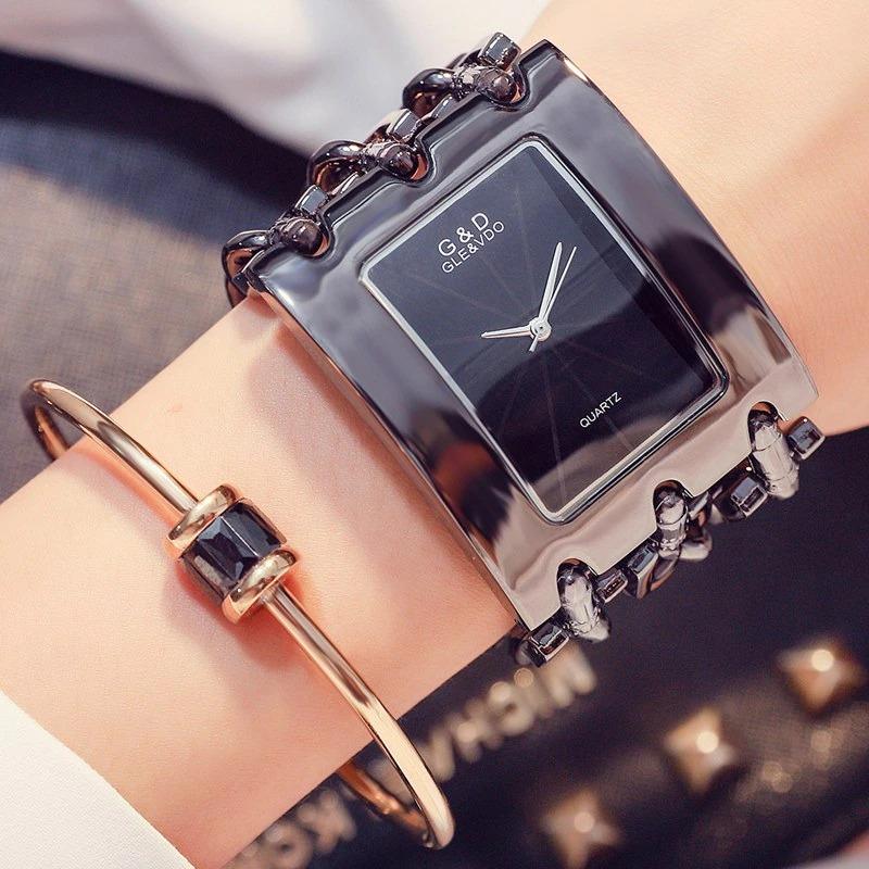 Watches - Modern Chic Rhinestone Adorned Chain Fashion Quartz Watch