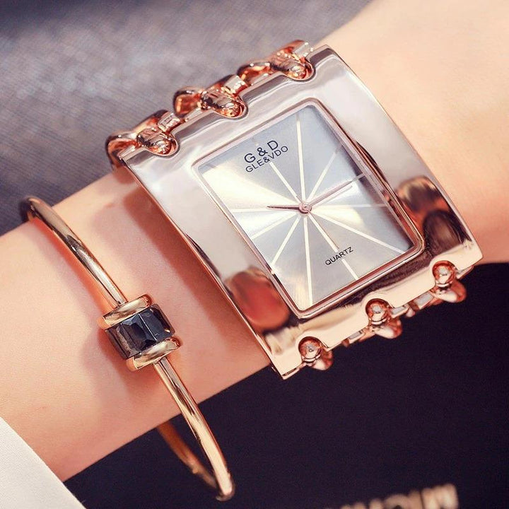 Watches - Modern Chic Rhinestone Adorned Chain Fashion Quartz Watch