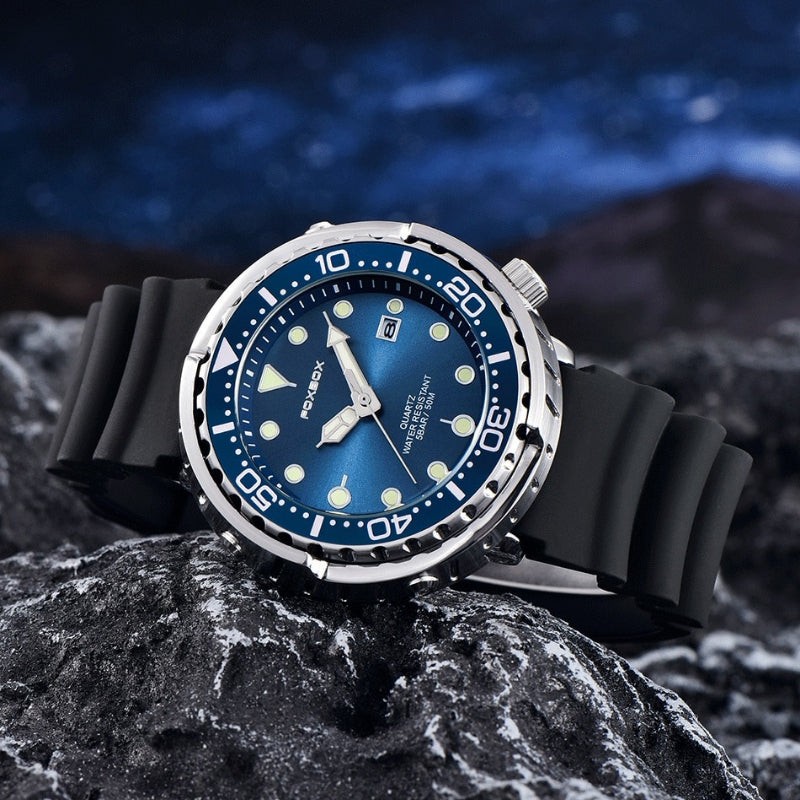 Rotating Bezel Waterproof Watch with Luminous Hands and Indicators