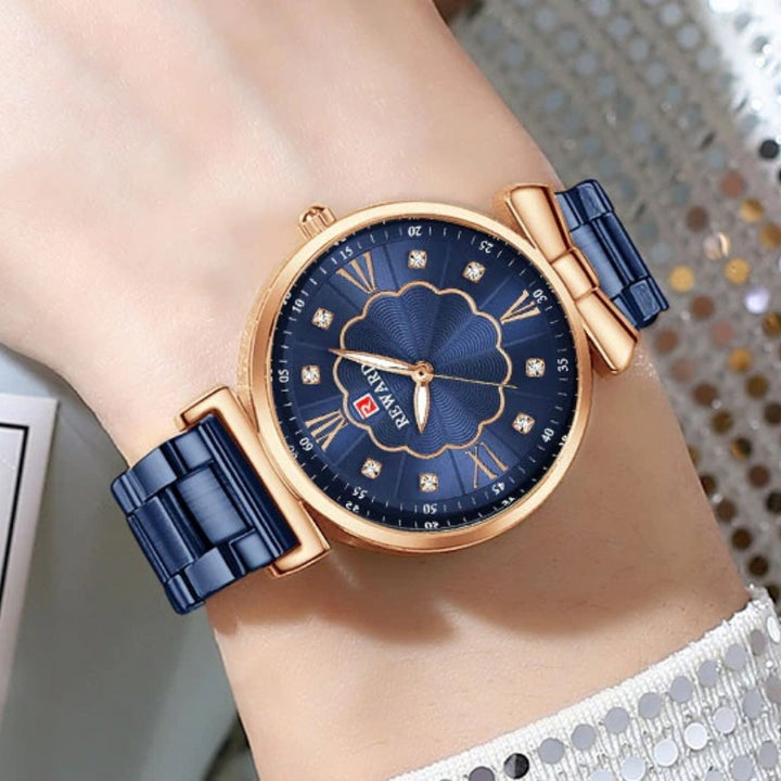 Chic Flower Dial with Rhinestone Inlay Ultra-thin Luminous Quartz Watches