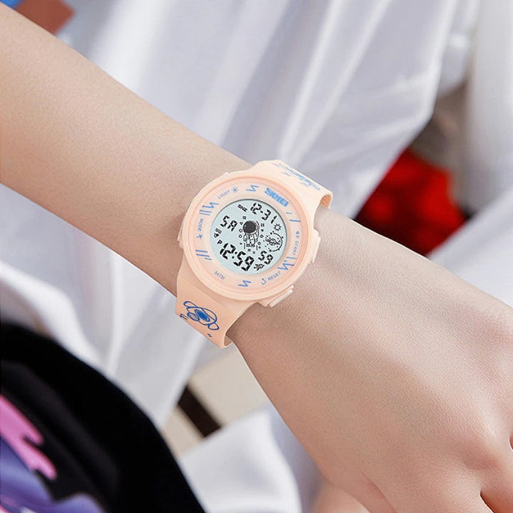 Cool Astronaut-Theme Fashion Sport Chronograph Watches for Kids