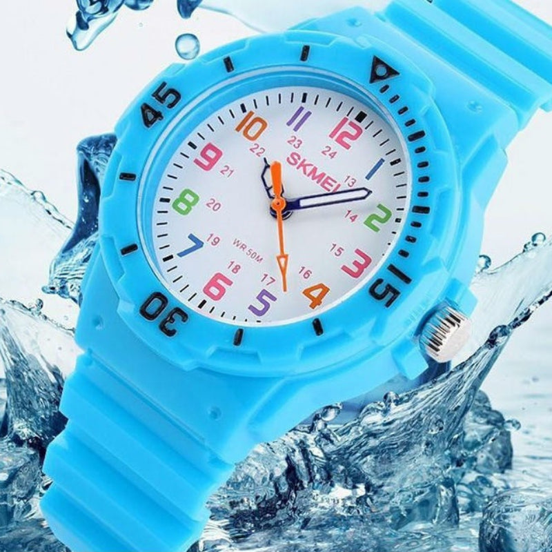 Fashion Watches for Kids with Bright-Colored Strap Quartz Wristwatch