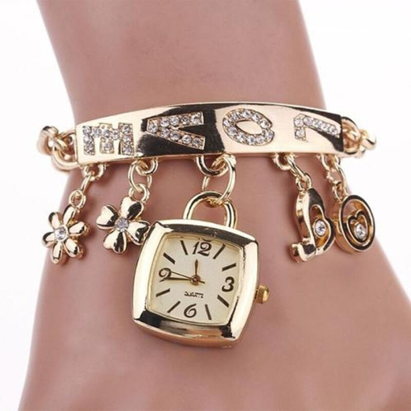 Women's Stylish Rhinestone Flower and Heart Charms Quartz Wristwatch